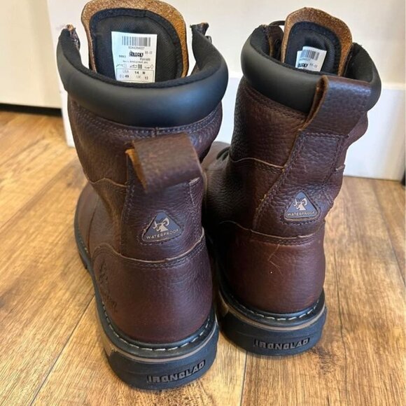 Mens leather boots. Size 14 wide. New condition. Slip/oil resistant. - Picture 6 of 11